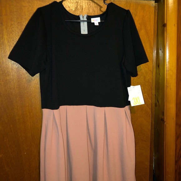 LuLaRoe Dresses & Skirts - LuLaRoe Amelia 3xl black and blush